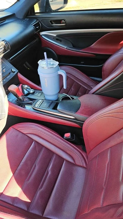 2015 Lexus RC - Image 8 of 12