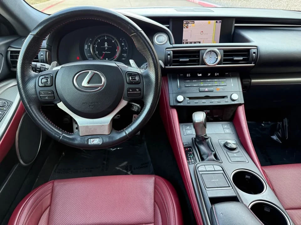 2015 Lexus RC - Image 12 of 12