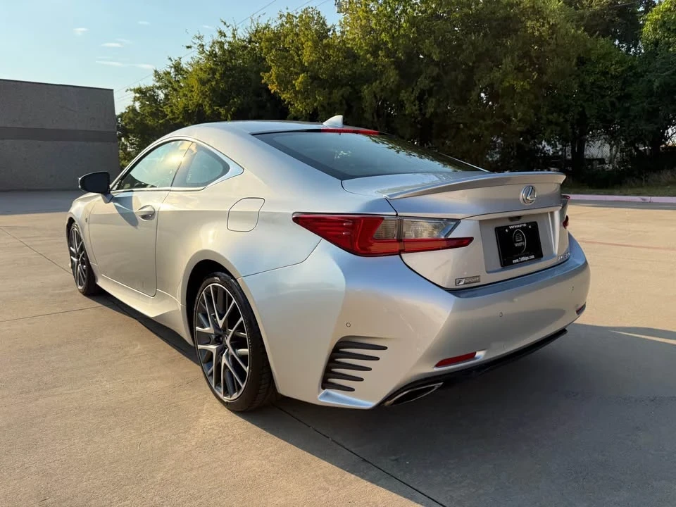 2015 Lexus RC - Image 5 of 12