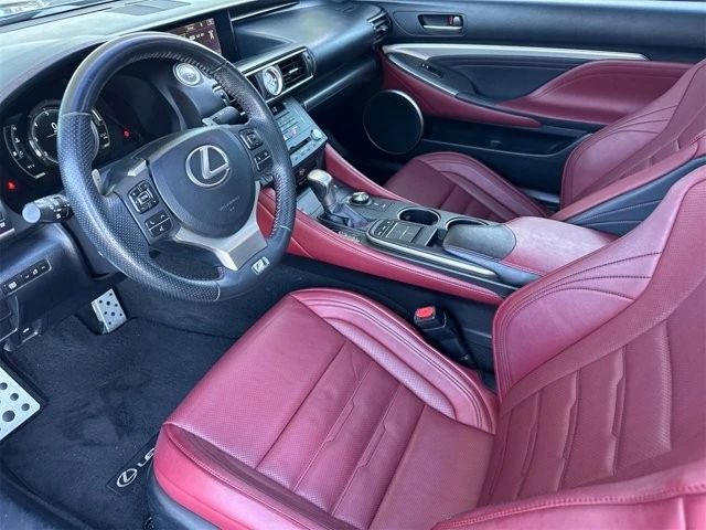 2015 Lexus RC - Image 10 of 12