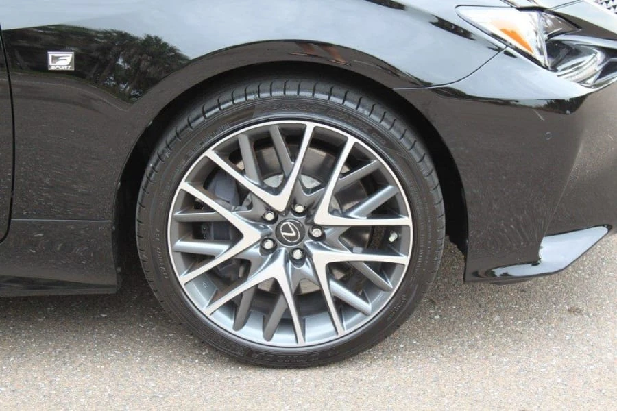 2015 Lexus RC - Image 7 of 8