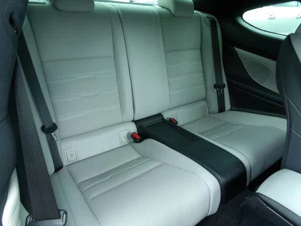 2015 Lexus RC - Image 19 of 19