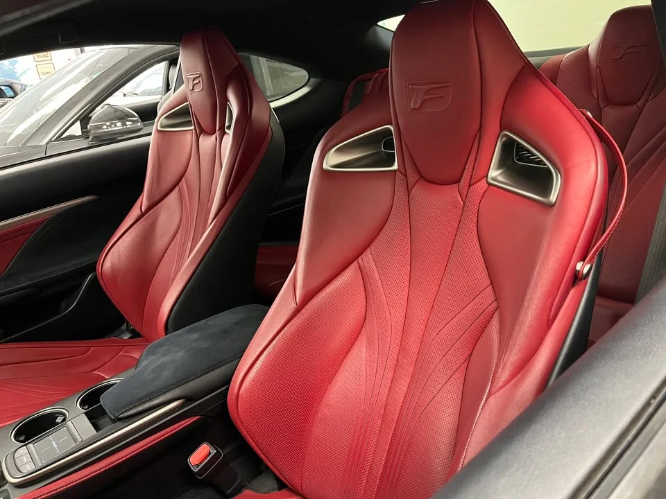 2015 Lexus RC F - Image 7 of 8