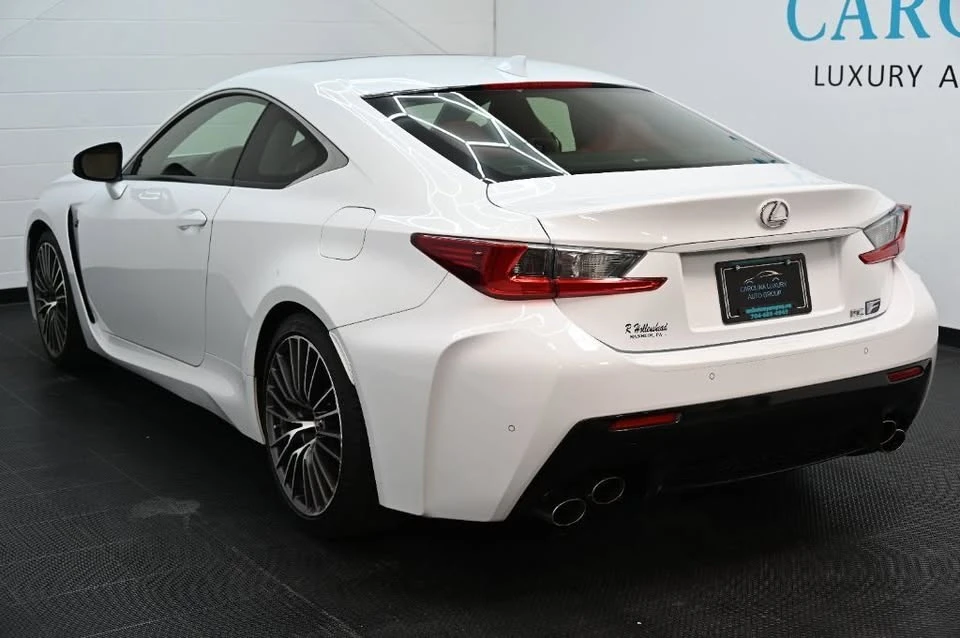 2015 Lexus RC F - Image 4 of 7