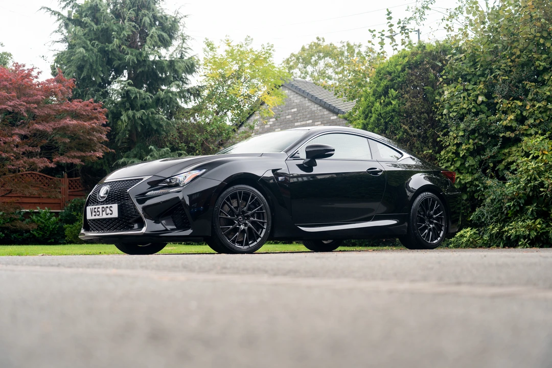 2015 Lexus RC F - Image 14 of 31