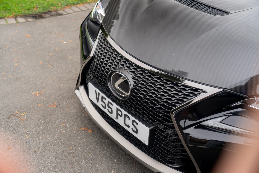 2015 Lexus RC F - Image 17 of 31