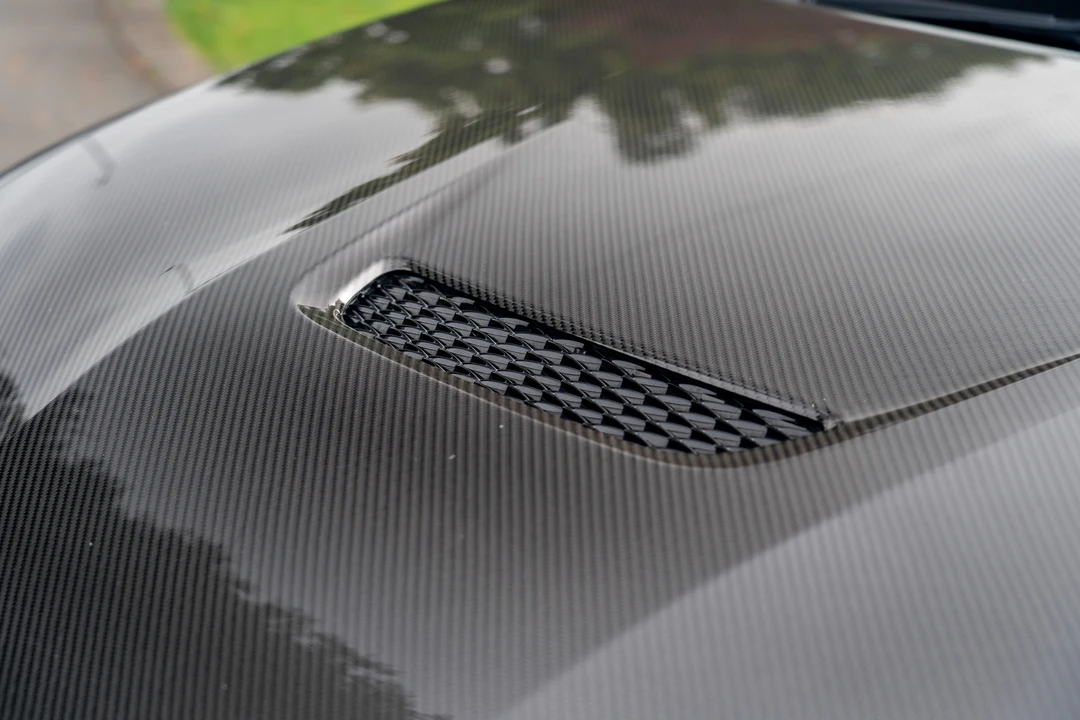 2015 Lexus RC F - Image 24 of 31