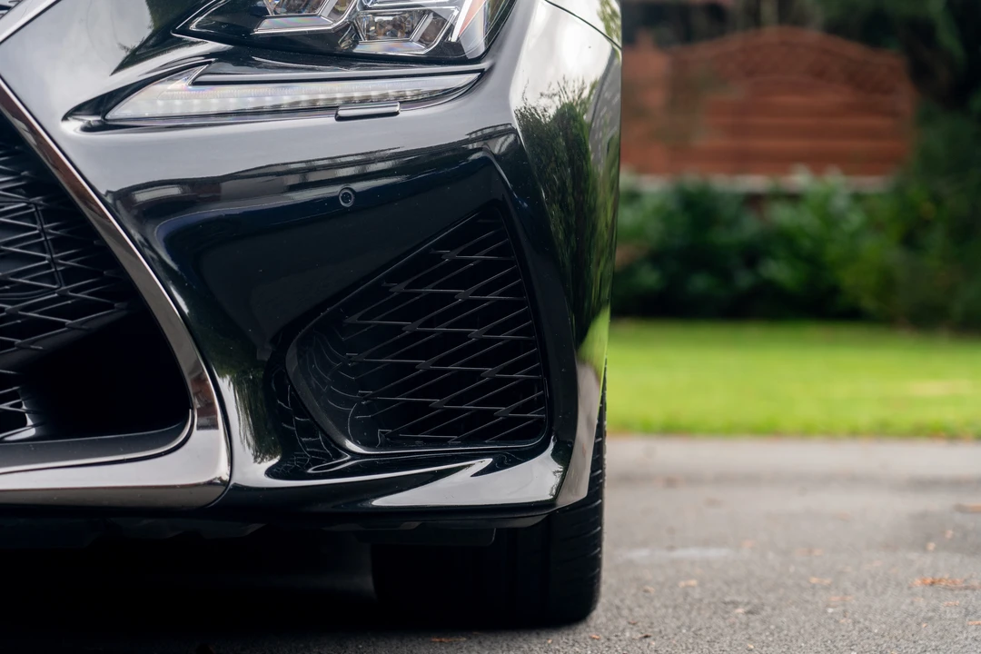 2015 Lexus RC F - Image 26 of 31