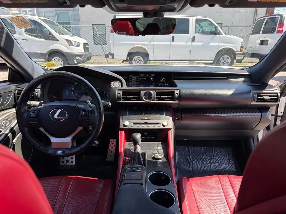2015 Lexus RC F - Image 17 of 18