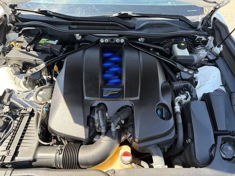2015 Lexus RC F - Image 10 of 18