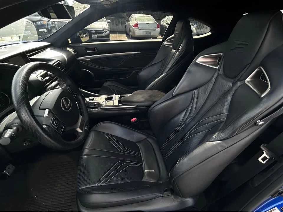2015 Lexus RC F - Image 13 of 17