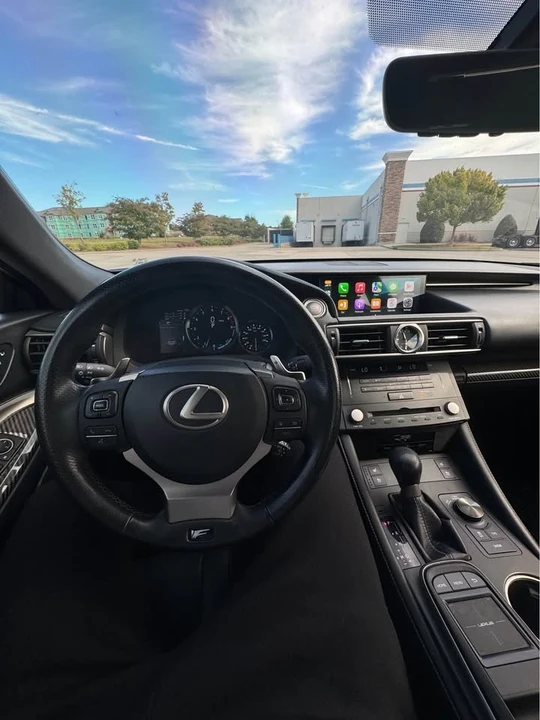 2015 Lexus RC F - Image 15 of 20