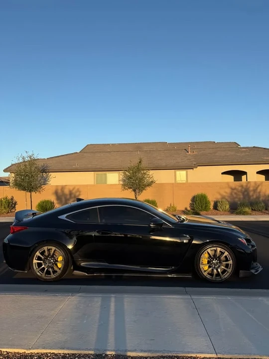 2015 Lexus RC F - Image 4 of 11