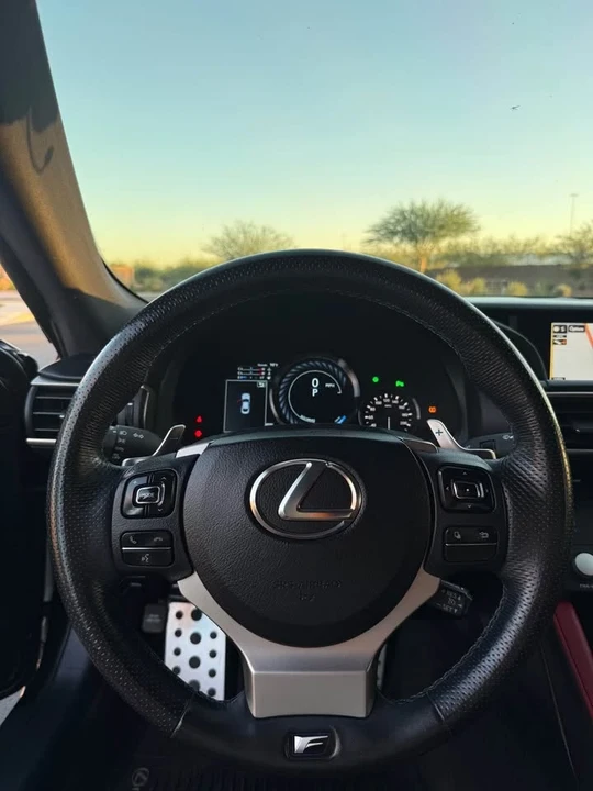 2015 Lexus RC F - Image 10 of 11