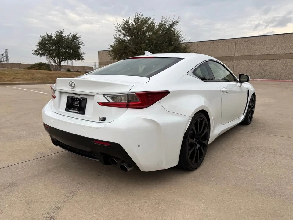 2015 Lexus RC F - Image 8 of 19