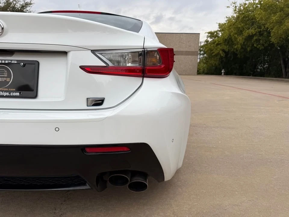 2015 Lexus RC F - Image 9 of 19