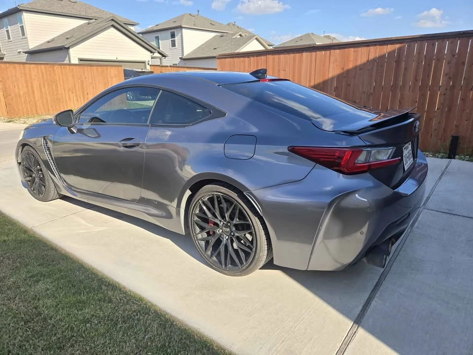 2015 Lexus RC F - Image 5 of 9