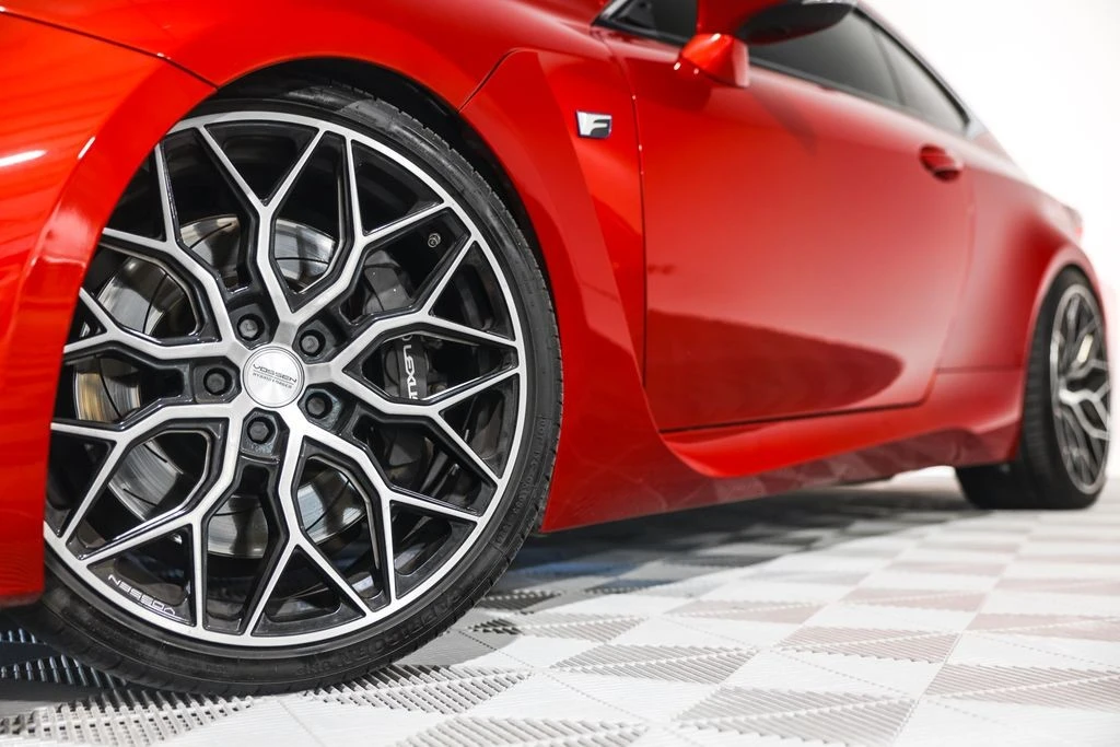 2015 Lexus RC F - Image 13 of 31