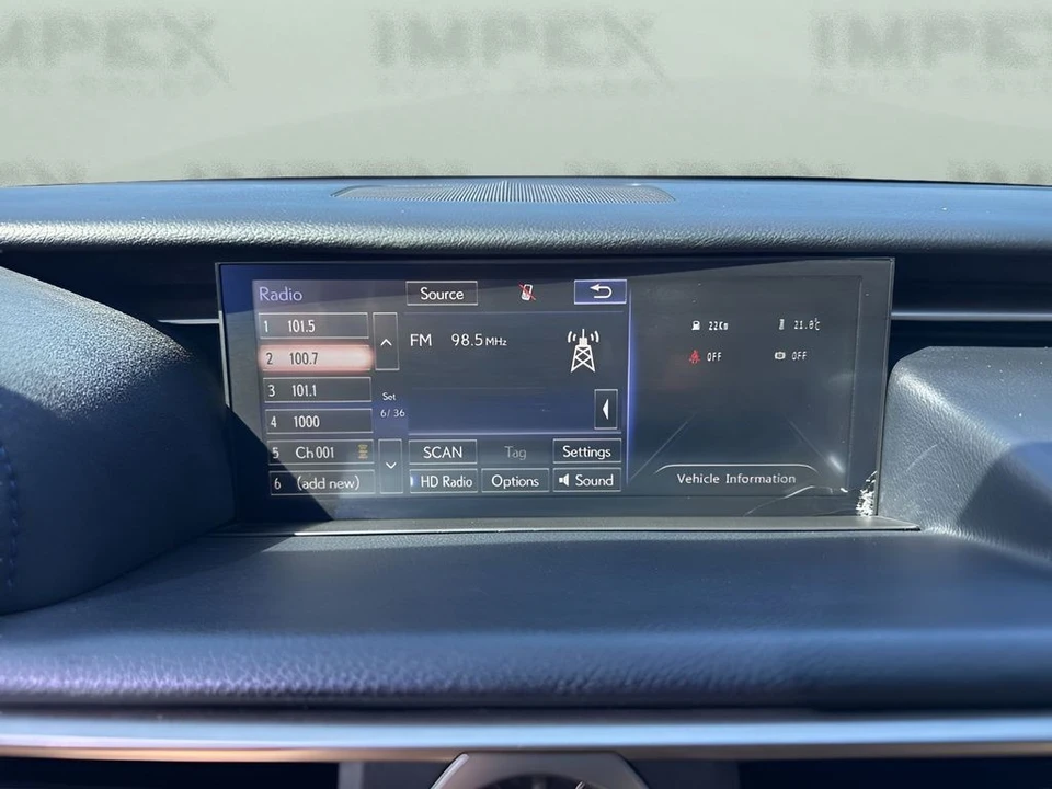2015 Lexus RC F - Image 18 of 31