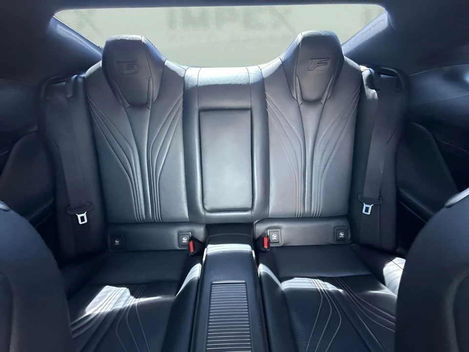 2015 Lexus RC F - Image 11 of 29