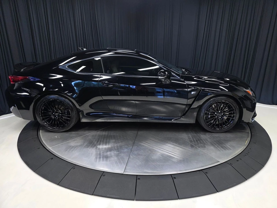2015 Lexus RC F - Image 14 of 31