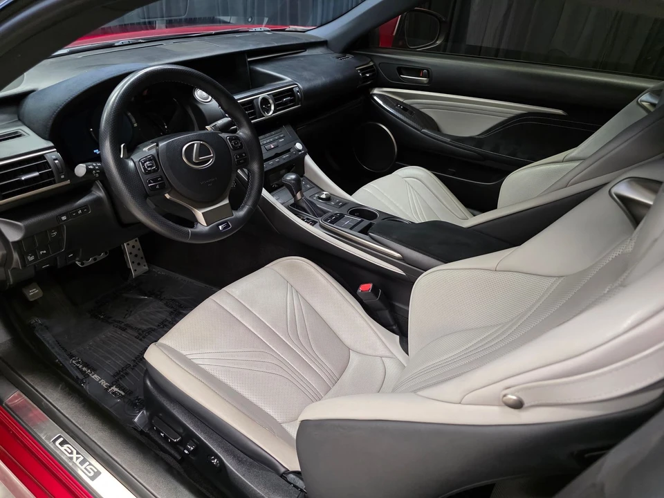 2015 Lexus - Image 20 of 31