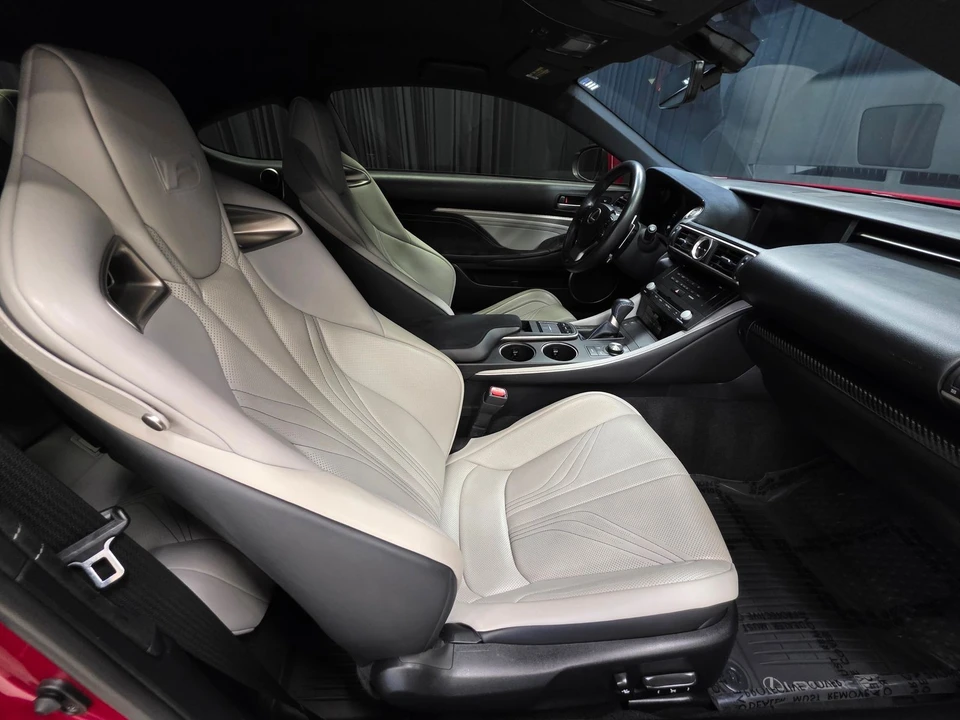 2015 Lexus - Image 28 of 31