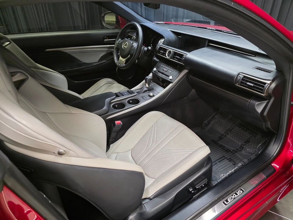 2015 Lexus - Image 30 of 31