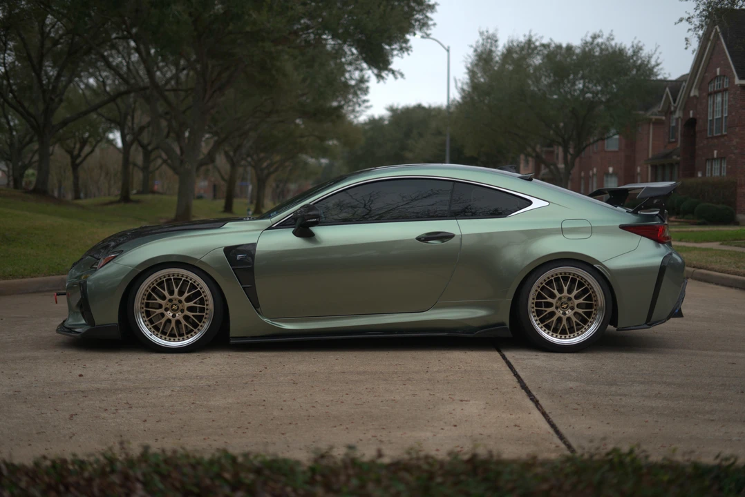2015 Lexus RC F - Image 9 of 31