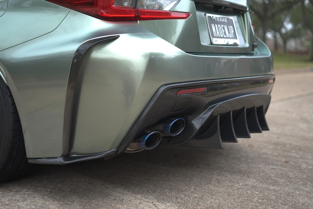 2015 Lexus RC F - Image 16 of 31