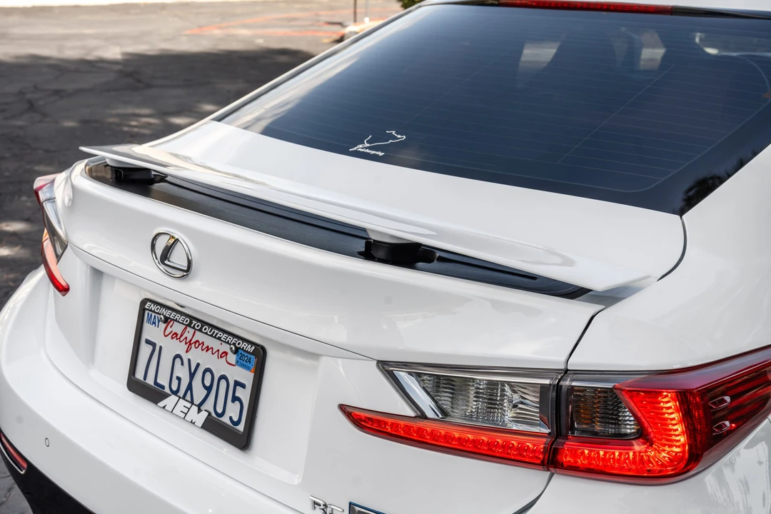 2015 Lexus RC F - Image 16 of 31