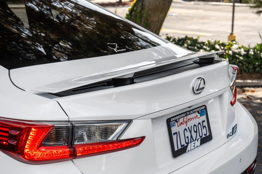 2015 Lexus RC F - Image 21 of 31