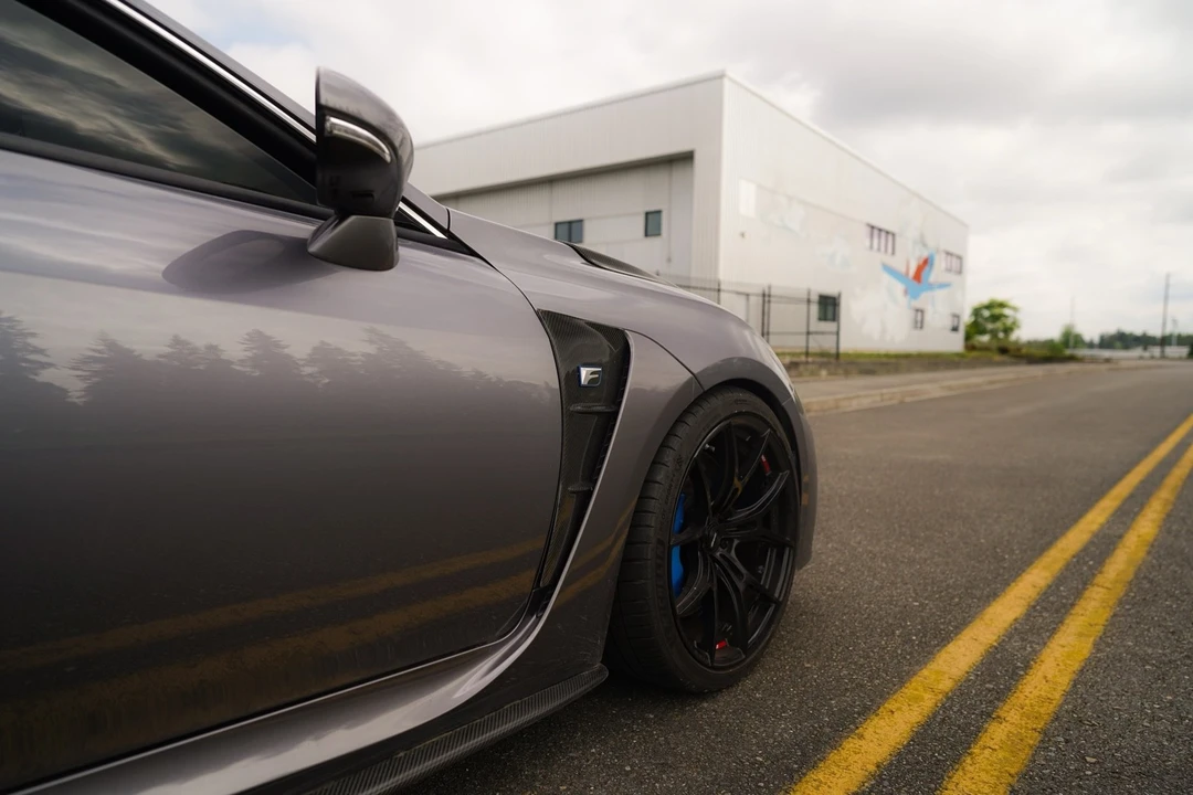 2015 Lexus RC F - Image 2 of 20