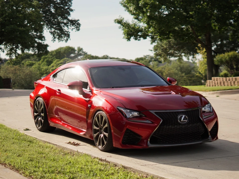 2015 Lexus RC F - Image 17 of 21