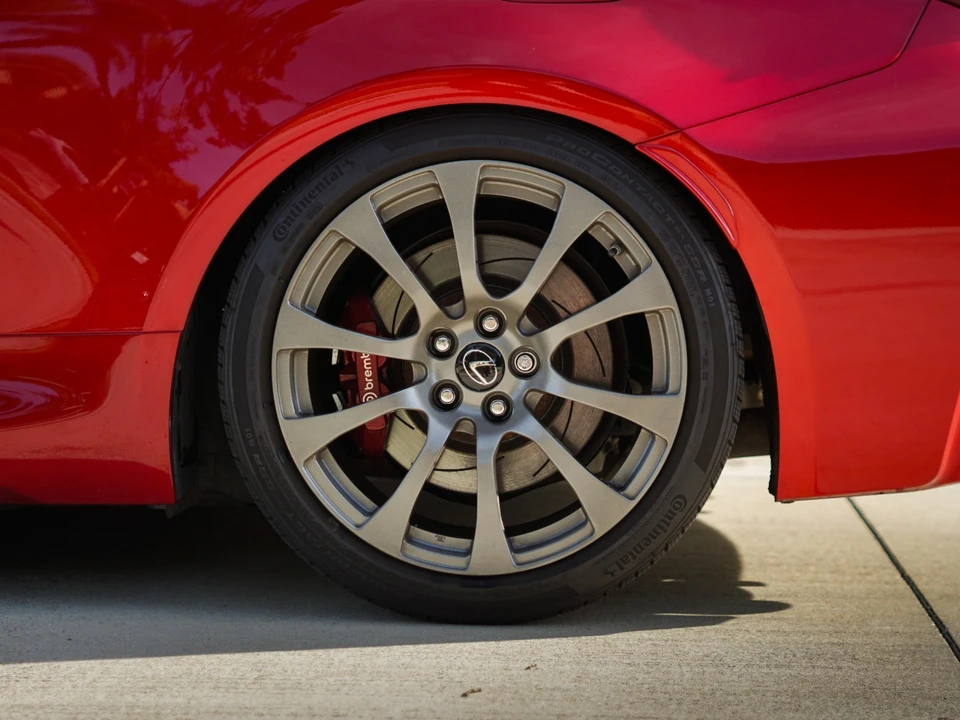 2015 Lexus RC F - Image 12 of 21