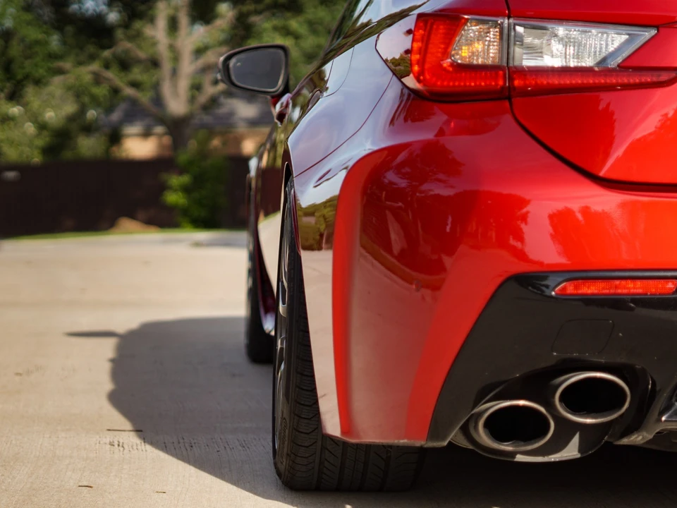 2015 Lexus RC F - Image 4 of 21