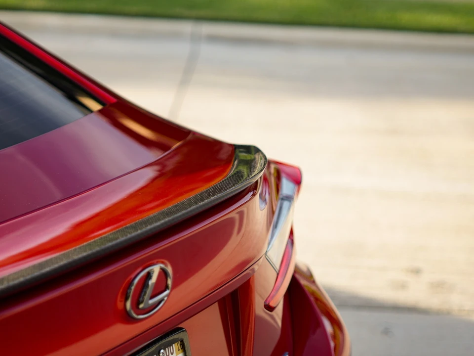 2015 Lexus RC F - Image 16 of 21