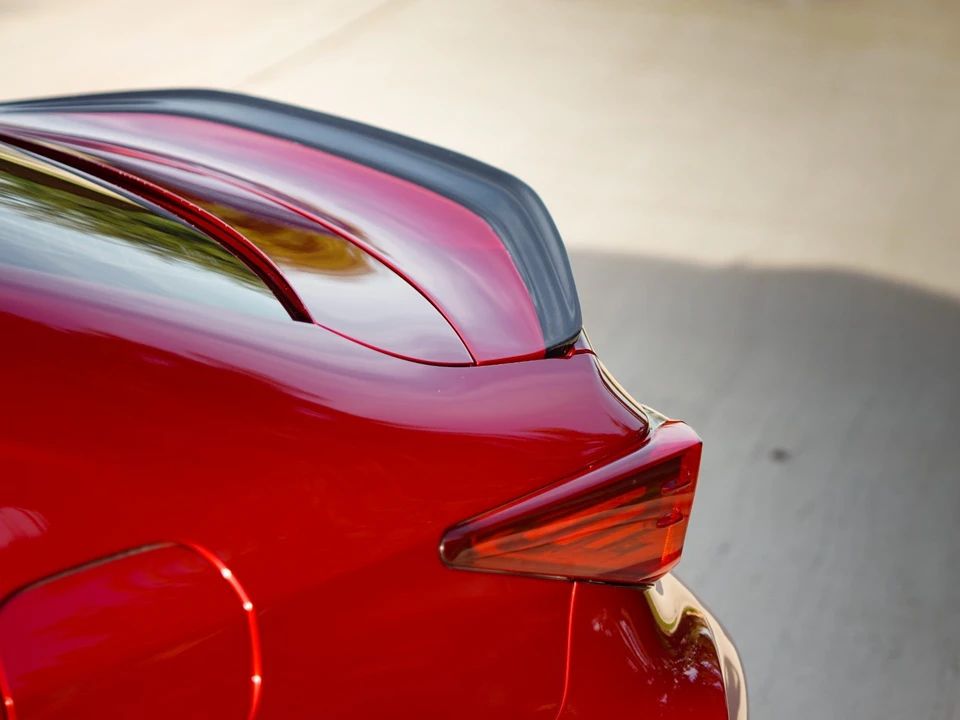 2015 Lexus RC F - Image 10 of 21