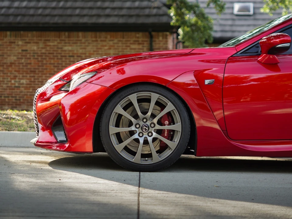 2015 Lexus RC F - Image 18 of 21