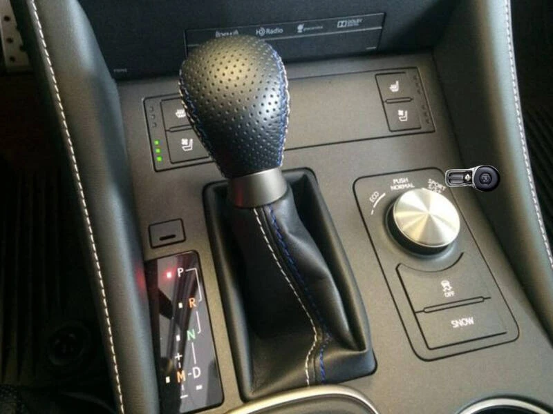 2015 Lexus RC F - Image 7 of 12