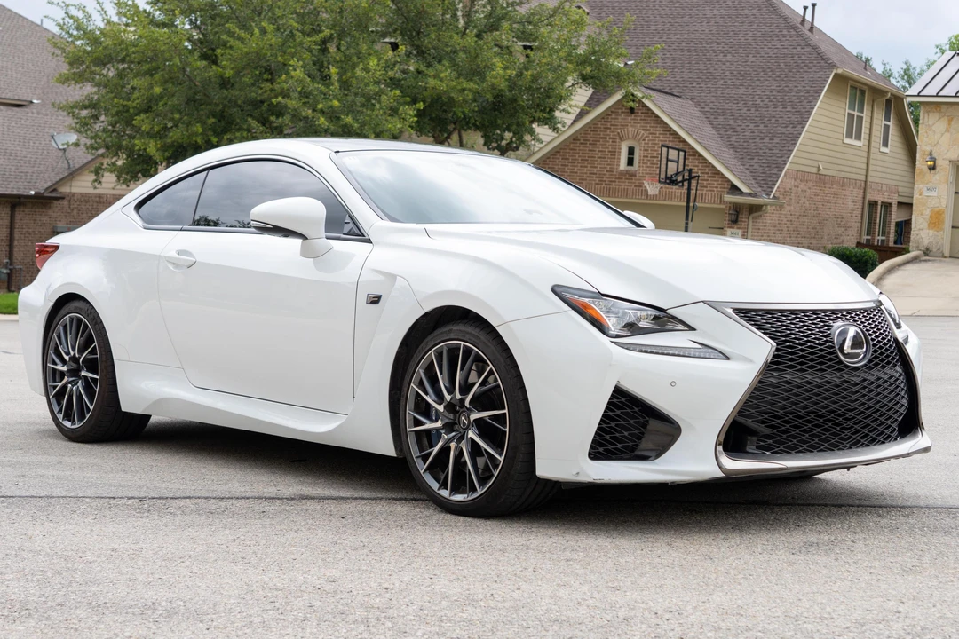 2015 Lexus RC F - Image 2 of 31
