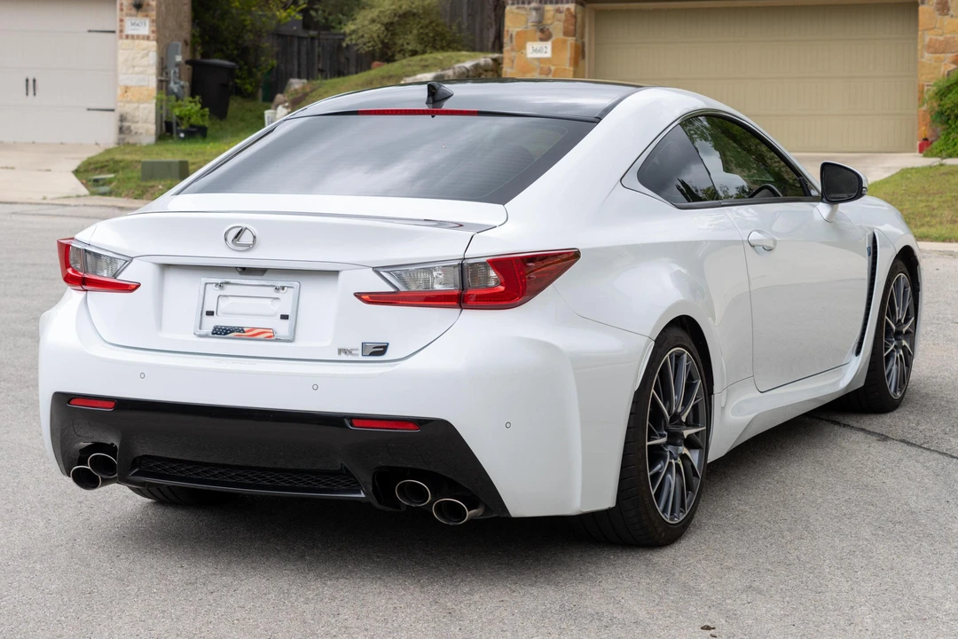 2015 Lexus RC F - Image 4 of 31