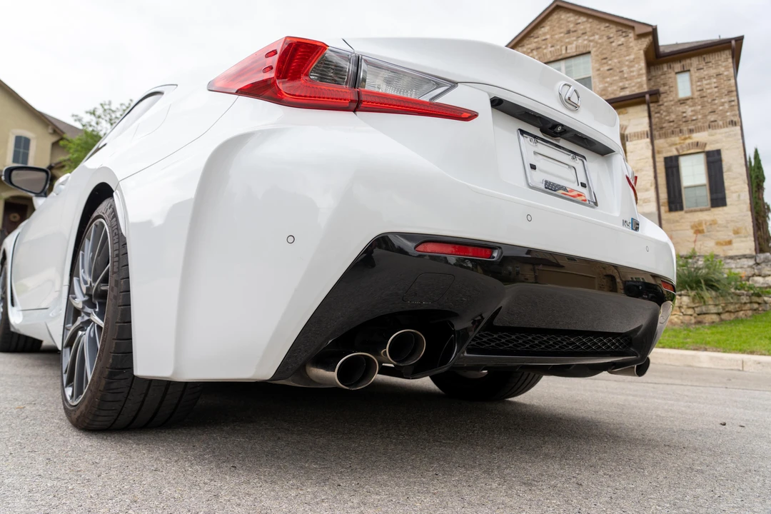 2015 Lexus RC F - Image 11 of 31