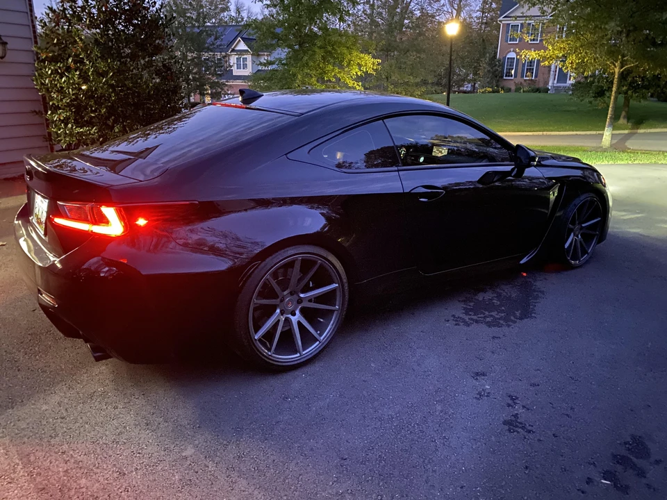 2015 Lexus RC F - Image 10 of 12