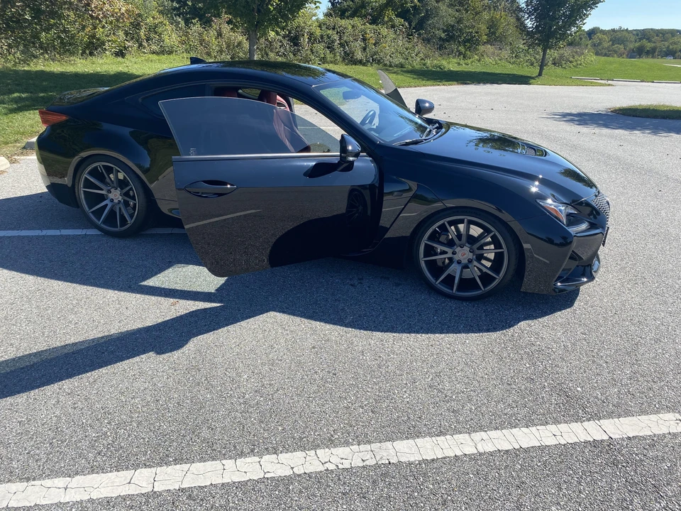 2015 Lexus RC F - Image 11 of 12
