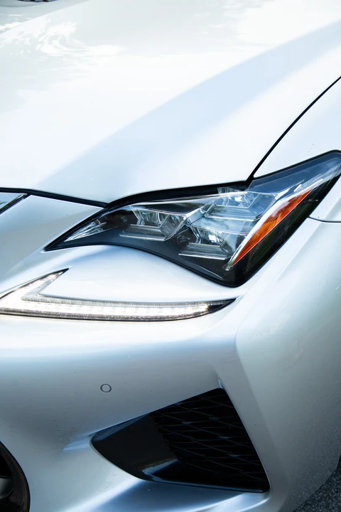 2015 Lexus RC F - Image 13 of 31