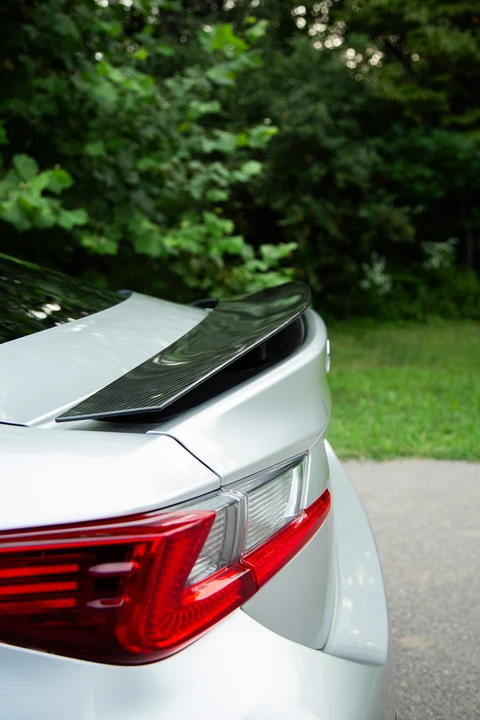 2015 Lexus RC F - Image 17 of 31