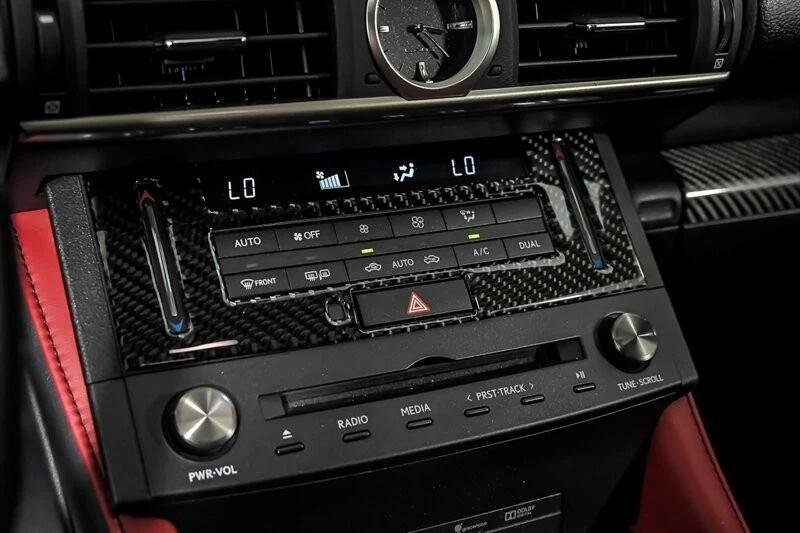 2015 Lexus RC F - Image 29 of 31