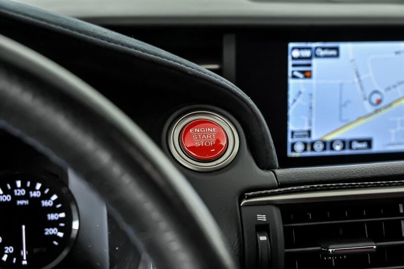 2015 Lexus RC F - Image 25 of 31