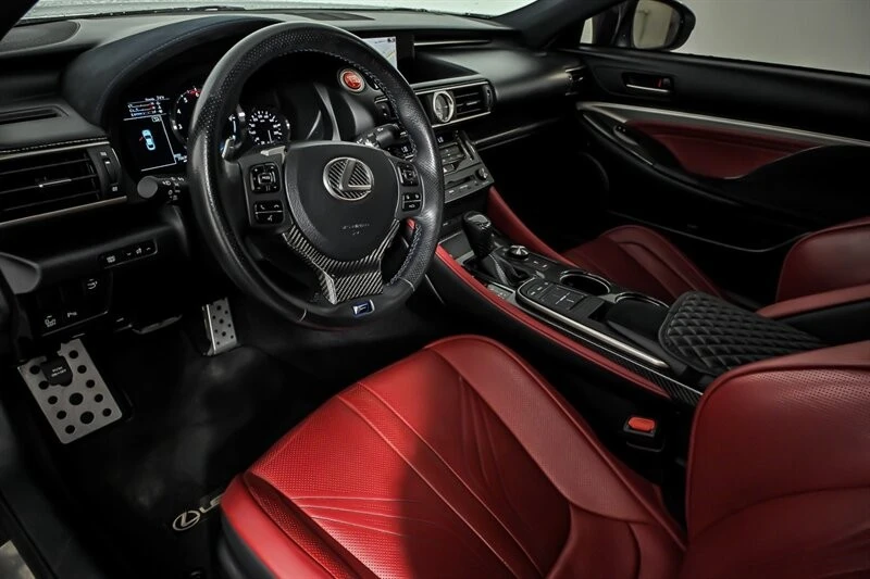 2015 Lexus RC F - Image 15 of 31